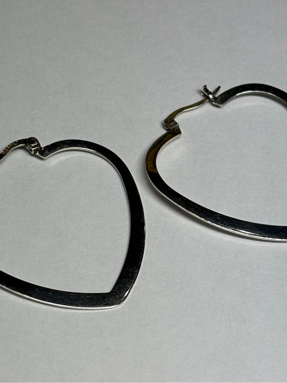 Sterling Silver Heart Hoop Earrings - Classic Women Jewelry. Item. I. 3